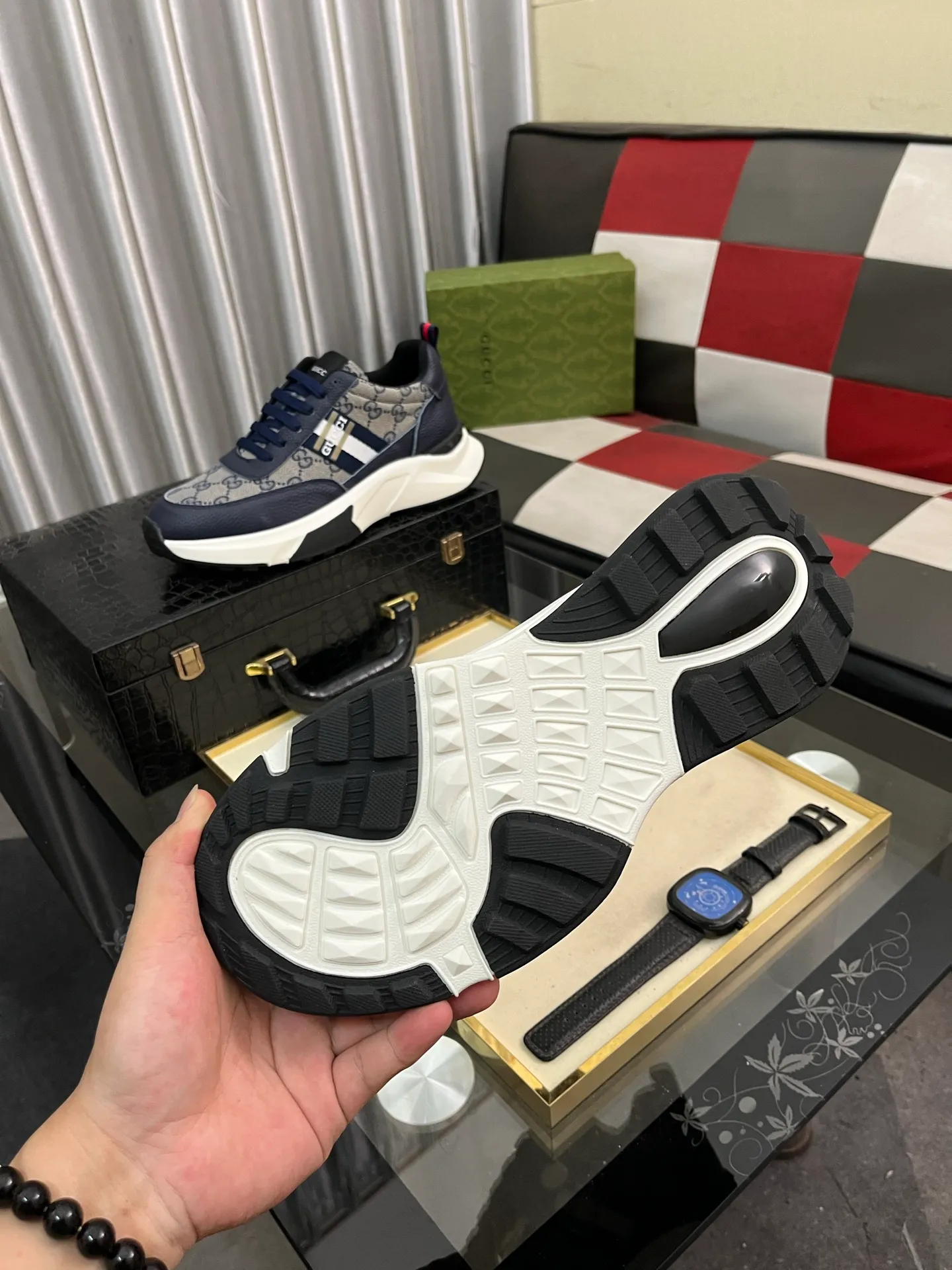Men's Men's Shoes 💰458 ⌚️⌚️[GUCCI] Gucci men's casual shoes are absolutely popular 🔥The ultimate matching item for trendy men! The charm of super texture is irresistible, the main recommendation, the flower leather color is bright! The upper is made of high-quality brand printed fabric with cowhide, breathable leather lining and wear-resistant rubber sole, noble and elegant! Extremely comfortable🎁🎁You can be as handsome as you want💪 38-445⃣️colors available